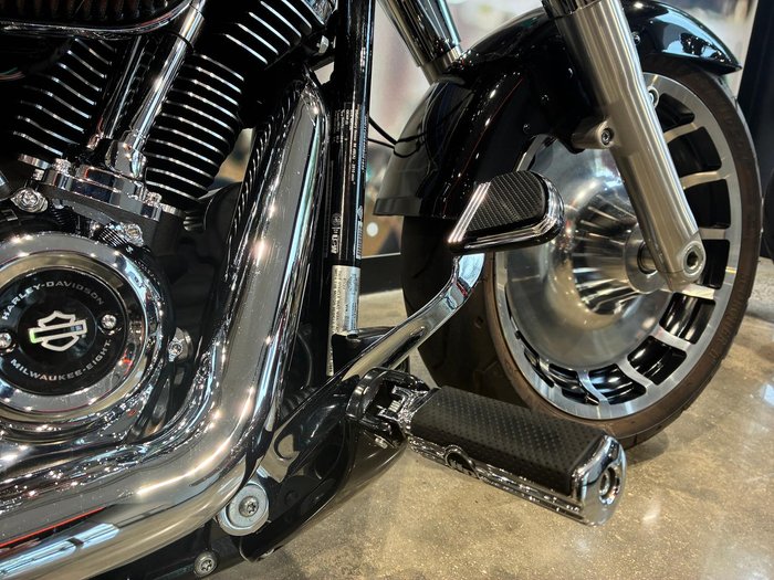 2021 Harley-Davidson Fat Boy 114 (FLFBS) Softail Black