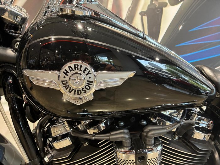 2021 Harley-Davidson Fat Boy 114 (FLFBS) Softail Black