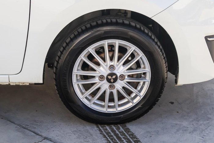 2016 Mitsubishi Mirage ES