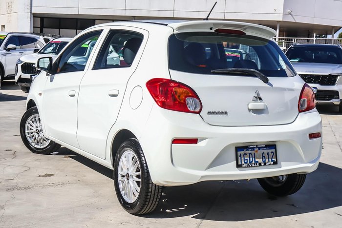 2016 Mitsubishi Mirage ES