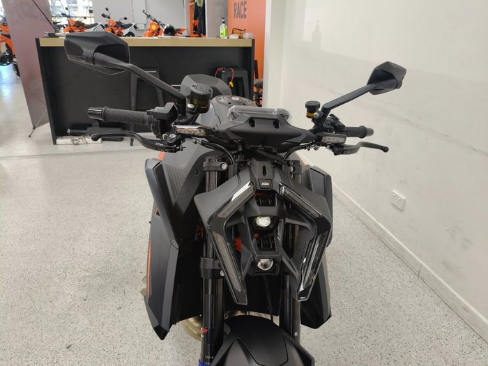 2026 Ktm 1390 SUPER DUKE R EVO Black
