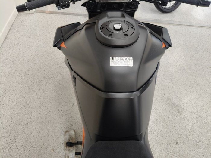 2026 Ktm 1390 SUPER DUKE R EVO Black