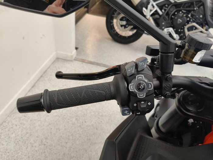 2026 Ktm 1390 SUPER DUKE R EVO Black