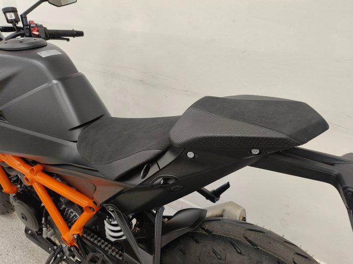 2026 Ktm 1390 SUPER DUKE R EVO Black
