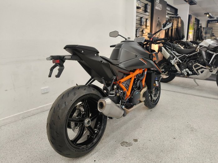 2026 Ktm 1390 SUPER DUKE R EVO Black