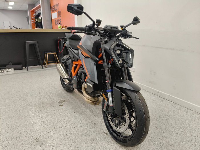 2026 Ktm 1390 SUPER DUKE R EVO Black