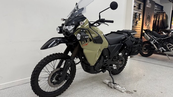 2022 Kawasaki KLR650 (KL650) Desert Tan
