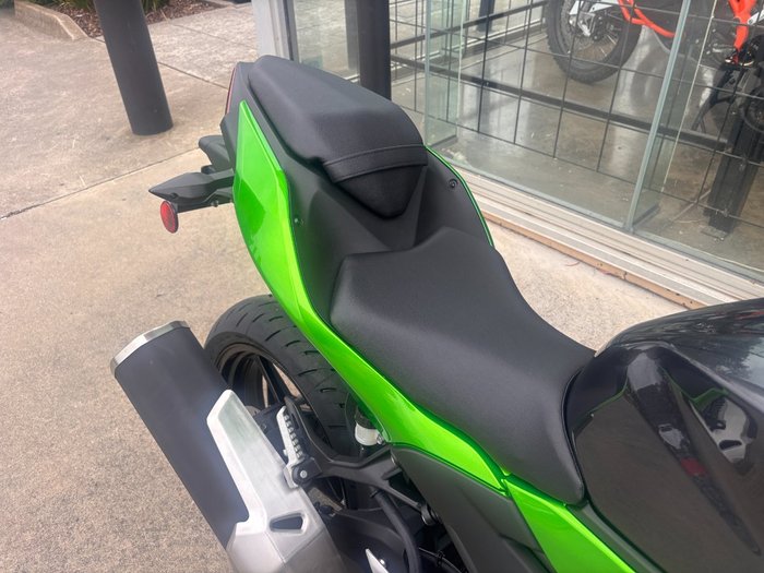 2025 Kawasaki 2025 Kawasaki 500CC ER-5 (ER500ESFNW) Road GREEN