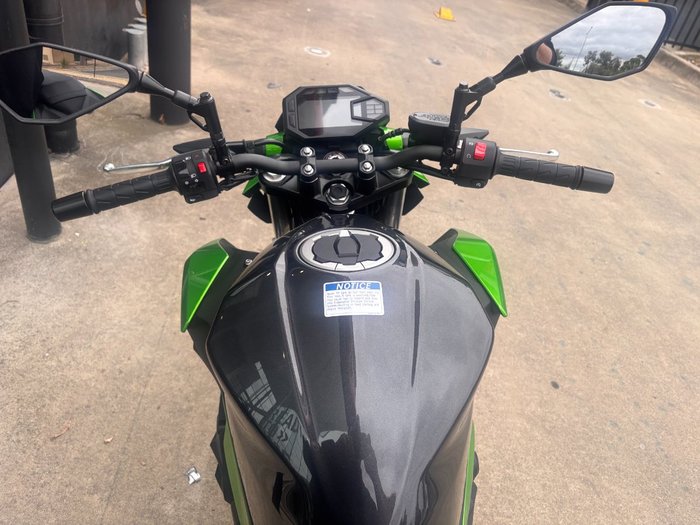 2025 Kawasaki 2025 Kawasaki 500CC ER-5 (ER500ESFNW) Road GREEN