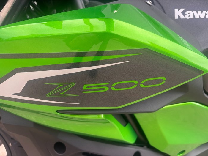2025 Kawasaki 2025 Kawasaki 500CC ER-5 (ER500ESFNW) Road GREEN