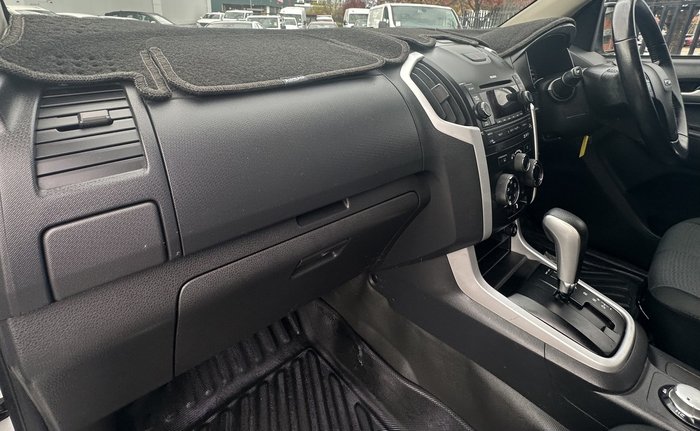 2016 Isuzu D-MAX LS-M