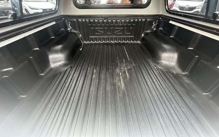 2016 Isuzu D-MAX LS-M
