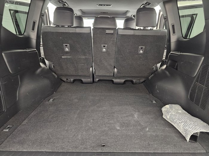 2024 Toyota Landcruiser GR Sport FJA300R 4X4 Dual Range Arctic White