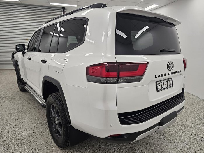 2024 Toyota Landcruiser GR Sport FJA300R 4X4 Dual Range Arctic White