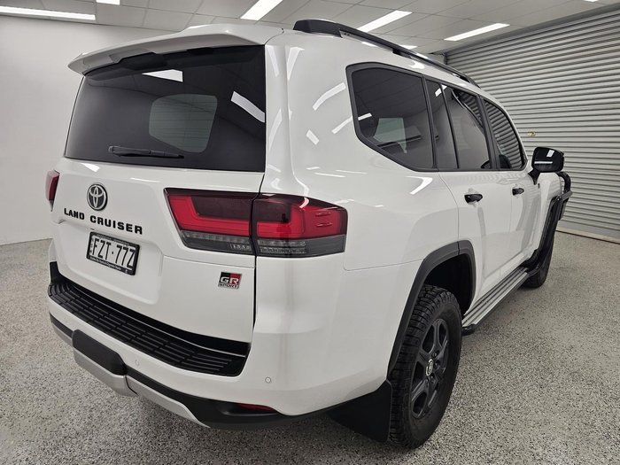 2024 Toyota Landcruiser GR Sport FJA300R 4X4 Dual Range Arctic White