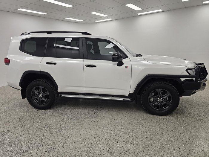 2024 Toyota Landcruiser GR Sport FJA300R 4X4 Dual Range Arctic White