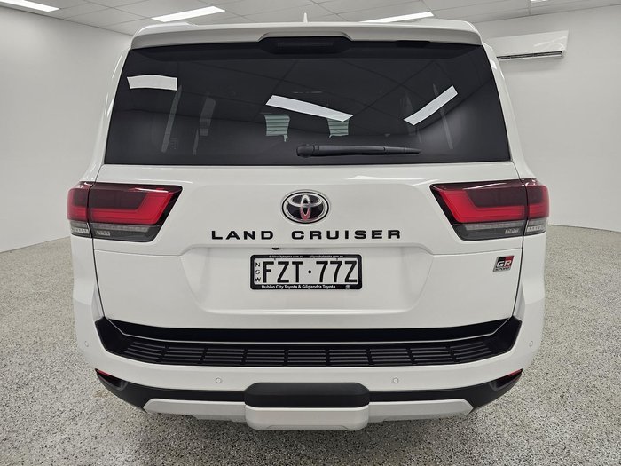2024 Toyota Landcruiser GR Sport FJA300R 4X4 Dual Range Arctic White