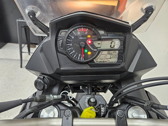 2024 Suzuki V-STROM 650XT (DL650XA) Black