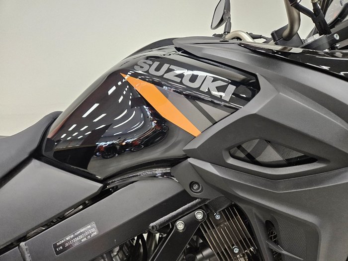 2024 Suzuki V-STROM 650XT (DL650XA) Black
