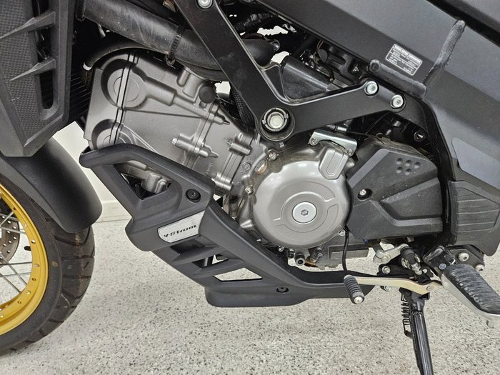 2024 Suzuki V-STROM 650XT (DL650XA) Black