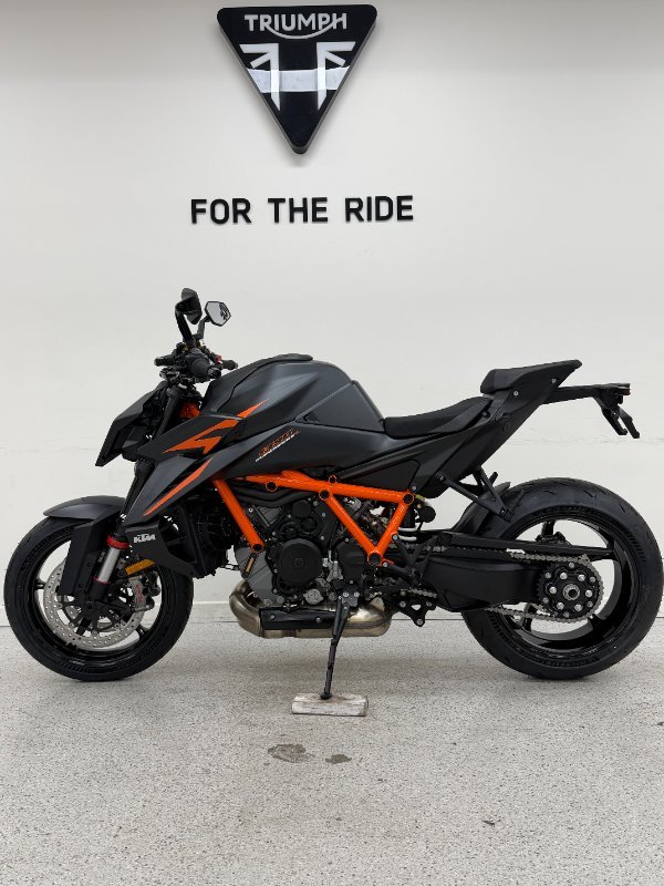 2026 Ktm 1390 SUPER DUKE R Black