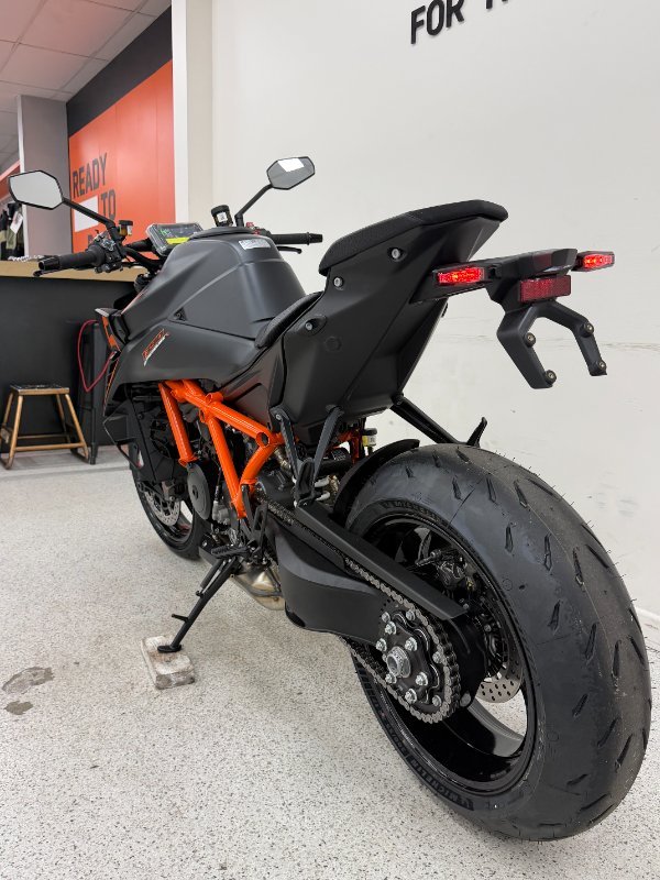 2026 Ktm 1390 SUPER DUKE R Black