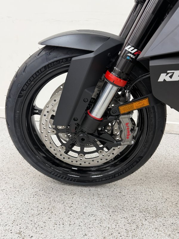2026 Ktm 1390 SUPER DUKE R Black