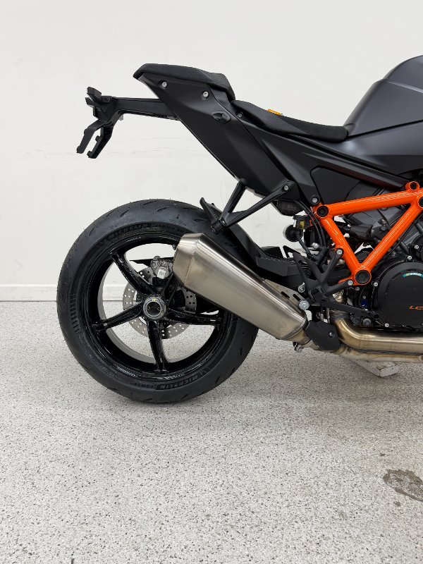 2026 Ktm 1390 SUPER DUKE R Black