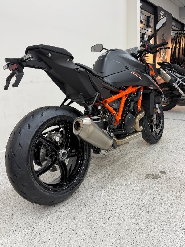 2026 Ktm 1390 SUPER DUKE R Black