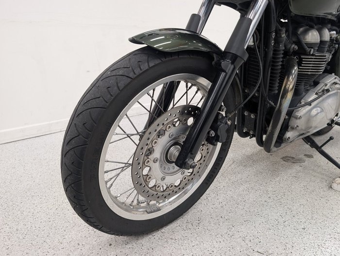 Triumph 2013 TRIUMPH 865CC THRUXTON A1 Green