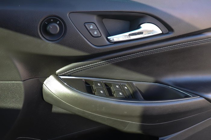 2018 Holden Astra LTZ