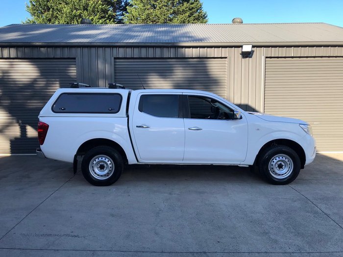 2019 Nissan Navara RX