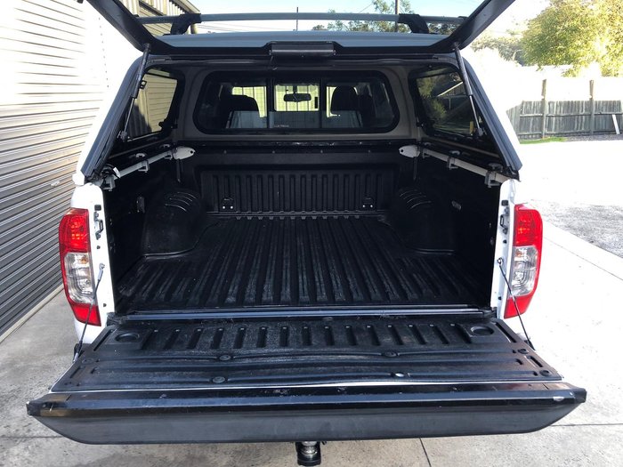 2019 Nissan Navara RX