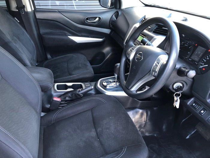 2019 Nissan Navara RX