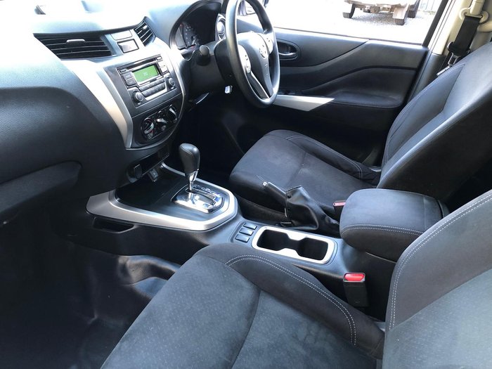 2019 Nissan Navara RX