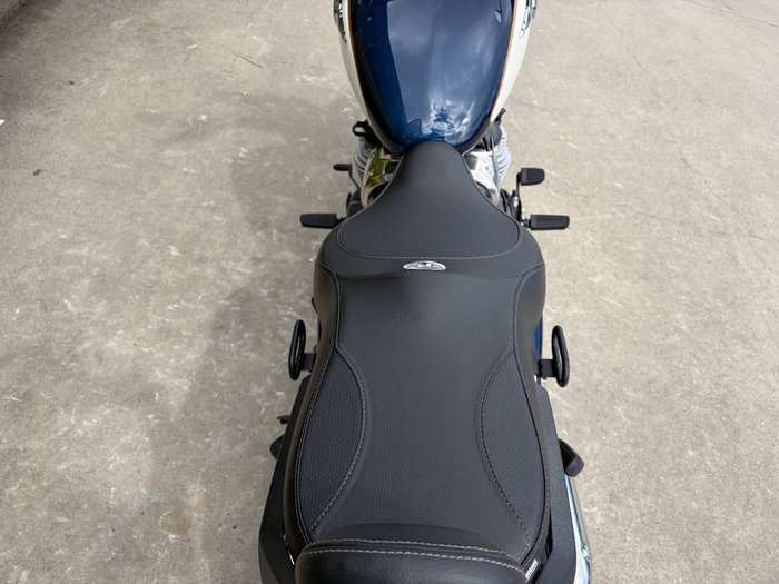 2026 Royal Enfield SUPER METEOR 650 CELESTIAL BLUE