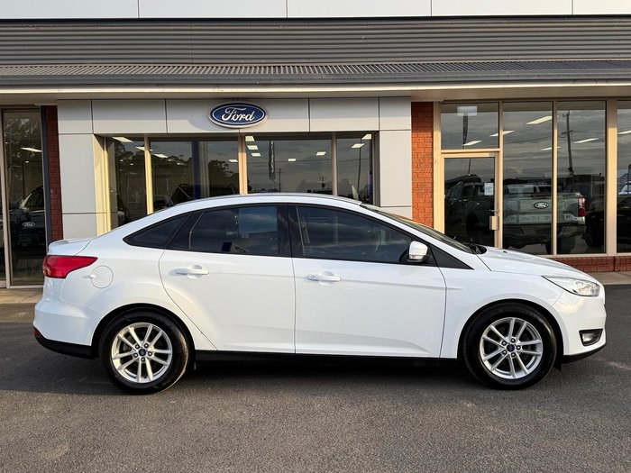 2016 Ford Focus Trend LZ Frozen White