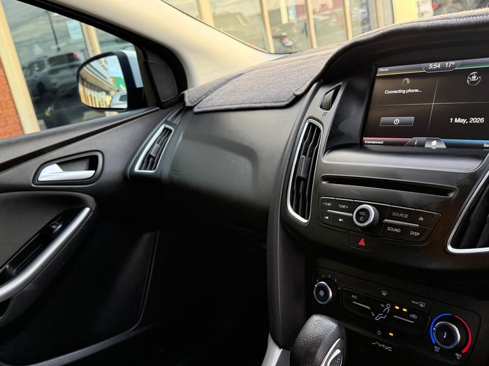 2016 Ford Focus Trend LZ Frozen White