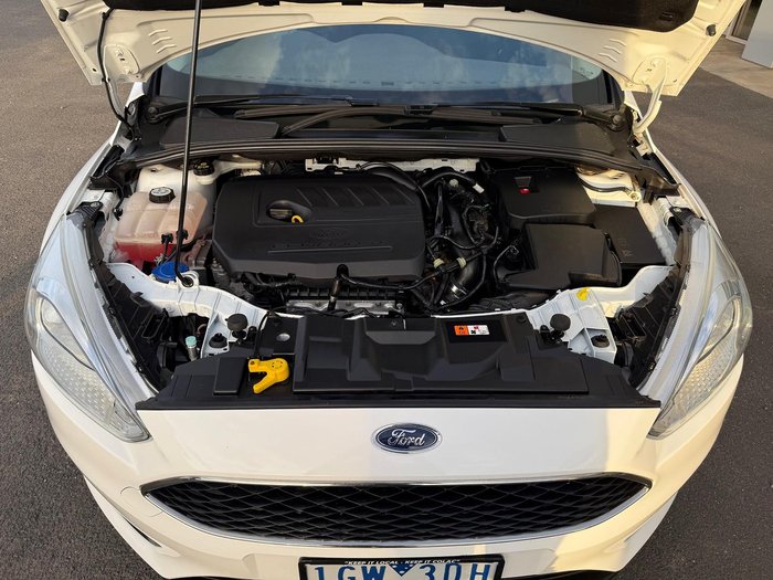 2016 Ford Focus Trend LZ Frozen White