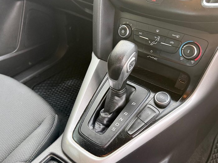 2016 Ford Focus Trend LZ Frozen White