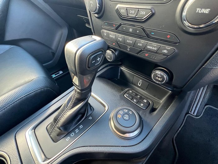 2021 Ford Everest Titanium