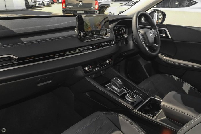 2025 Mitsubishi Outlander PHEV Aspire