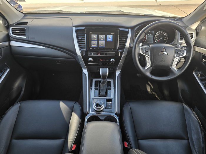2021 Mitsubishi Pajero Sport GLS