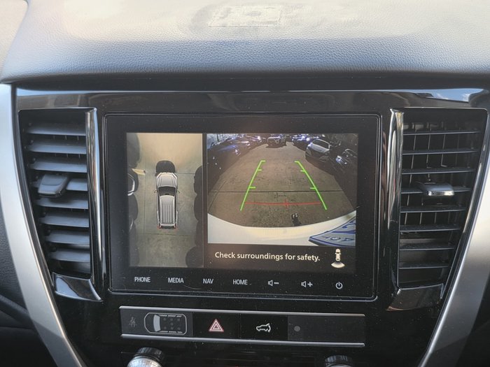 2021 Mitsubishi Pajero Sport GLS