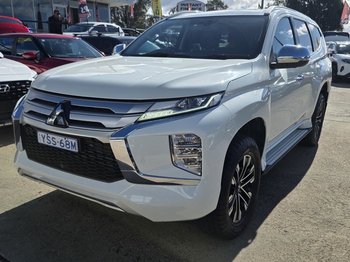2021 Mitsubishi Pajero Sport GLS