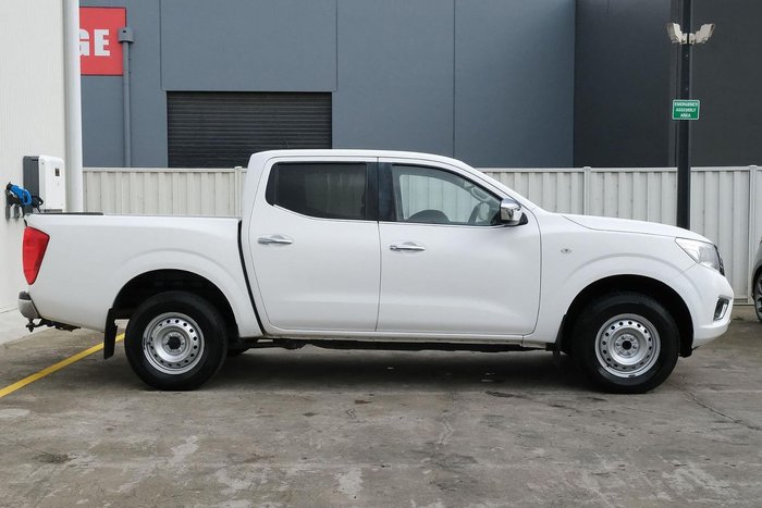 2019 Nissan Navara RX