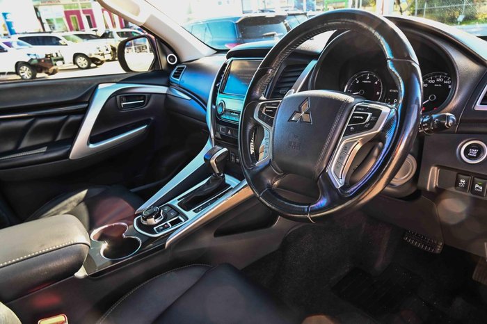 2017 Mitsubishi Pajero Sport Exceed