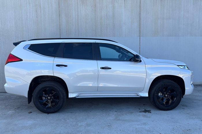 2025 Mitsubishi Pajero Sport GSR