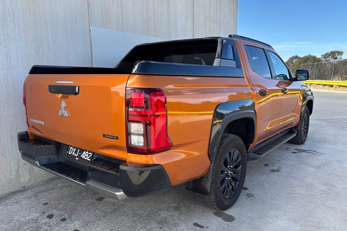 2025 Mitsubishi Triton GSR