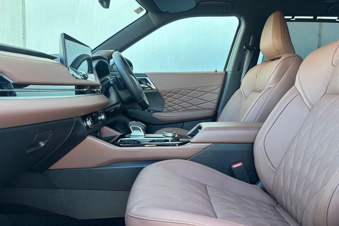 2025 Mitsubishi Outlander Exceed Tourer